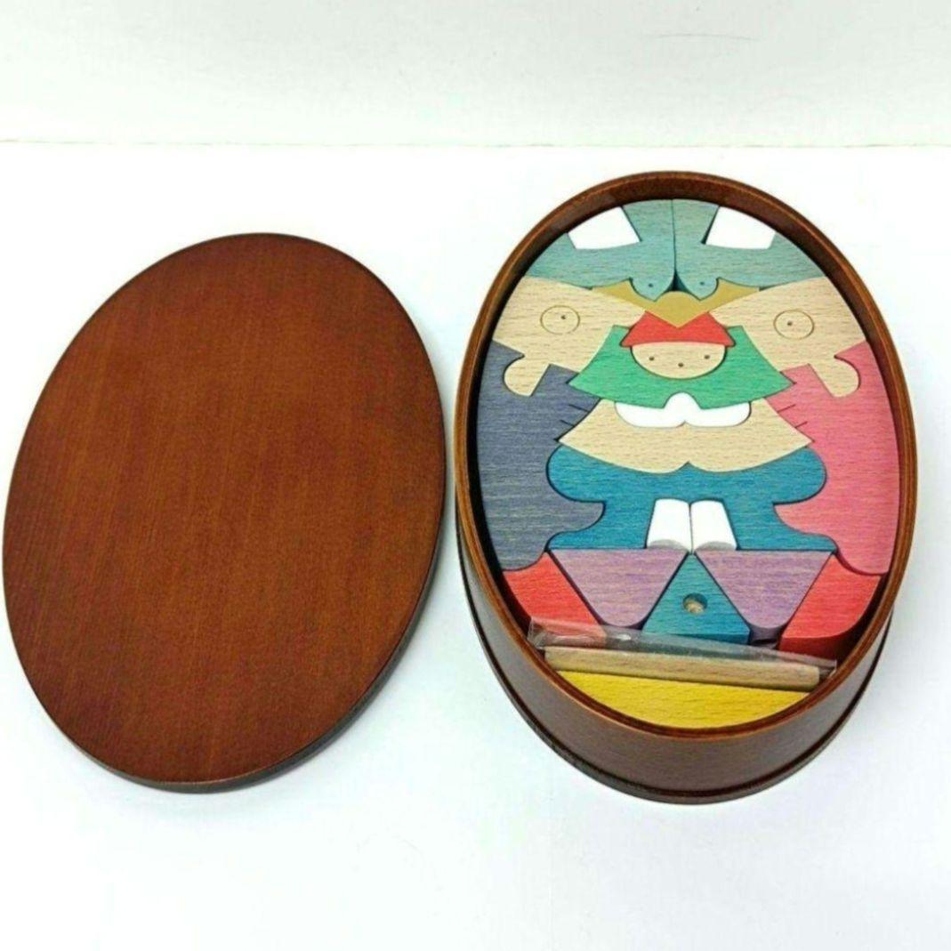 小黒三郎　五月人形　KK223 楕円鯉武者（小）漆塗容器付