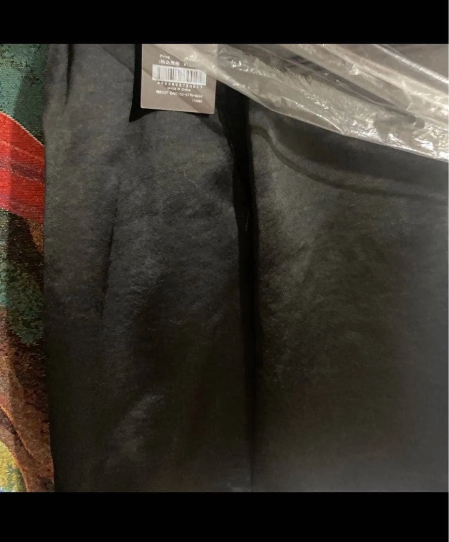 サテンショートパンツ