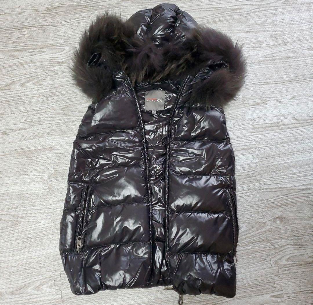 DUVETICA ブラックダウンベスト 42