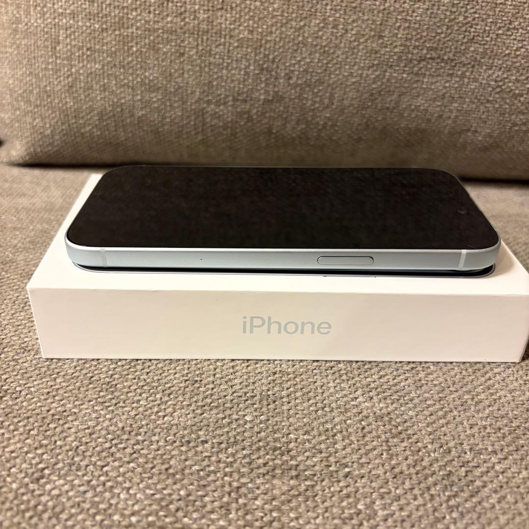 Apple iPhone 15 128GBブルー 本体 箱 ケーブル ケース付き