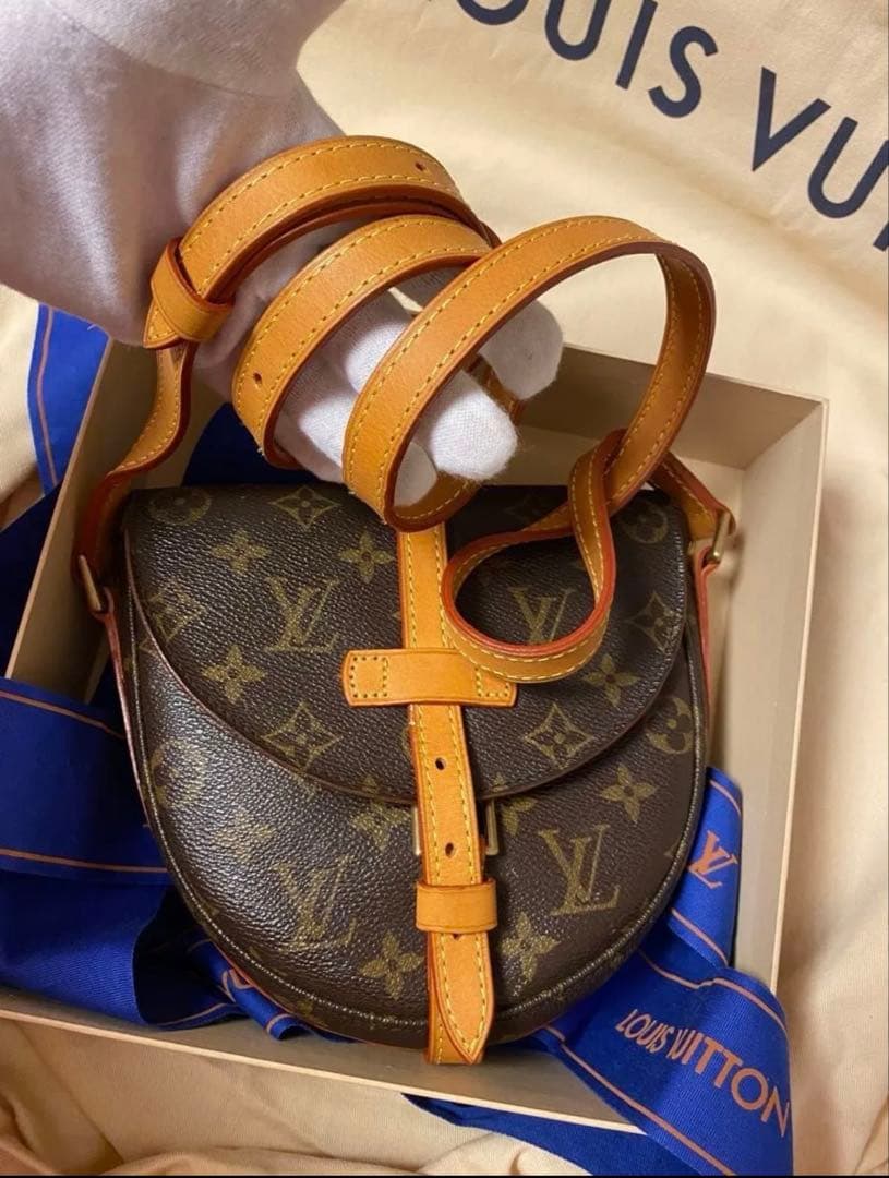 ルイヴィトンモノグラムショルダーバック