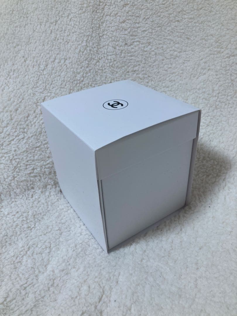 CHANEL 2025 ホリデー限定 スノードーム 新品 箱付き