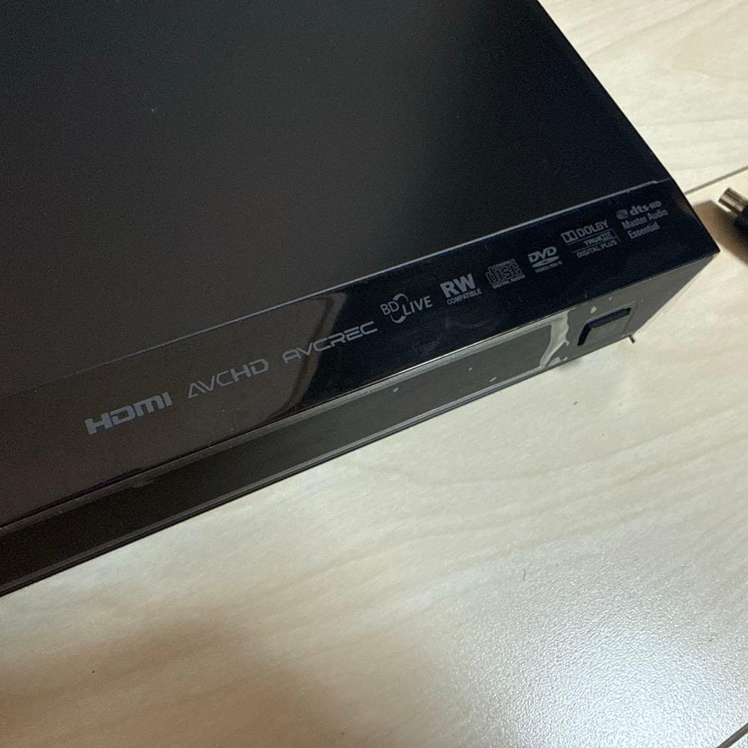 東芝レグザ DBR-Z110HDD/DVD/ブルーレイ レコーダー２番組同時録画