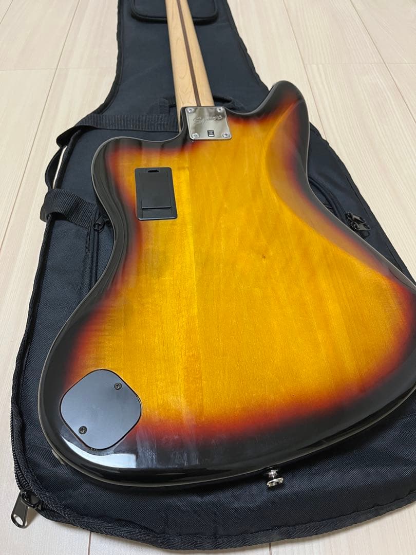ベース Squier Vintage Modified Jaguar Bass