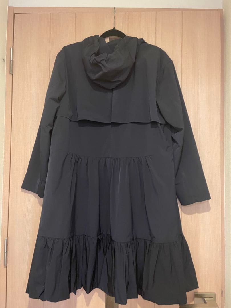 【ボーダーズアットバルコニー】フリル付きロングコート