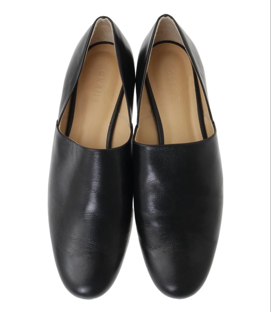 靴 CLANE SIDE CUT STACKED HEEL FLAT SHOES