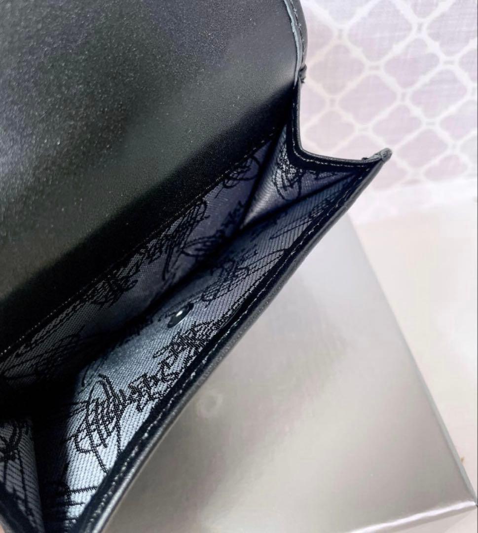 【内柄も素敵☆最新】Vivienne Westwood 三折財布 マット黒