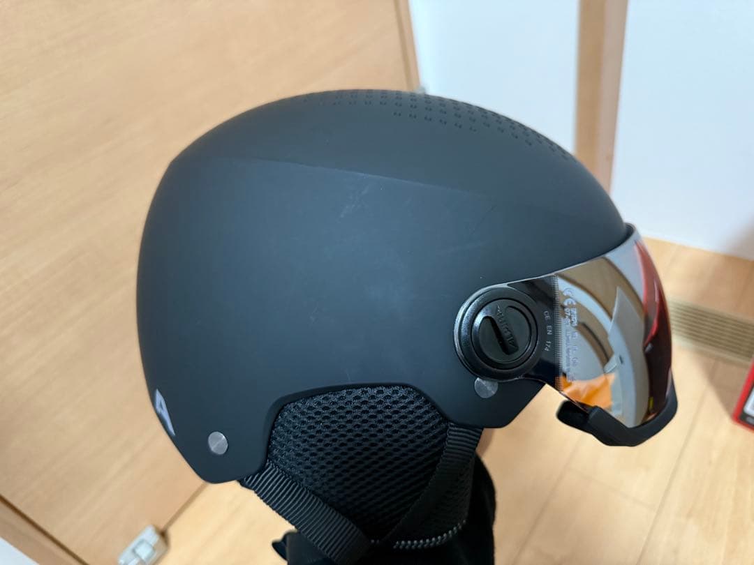 美品　アルピナ　ヘルメット　スキー　スノーボード