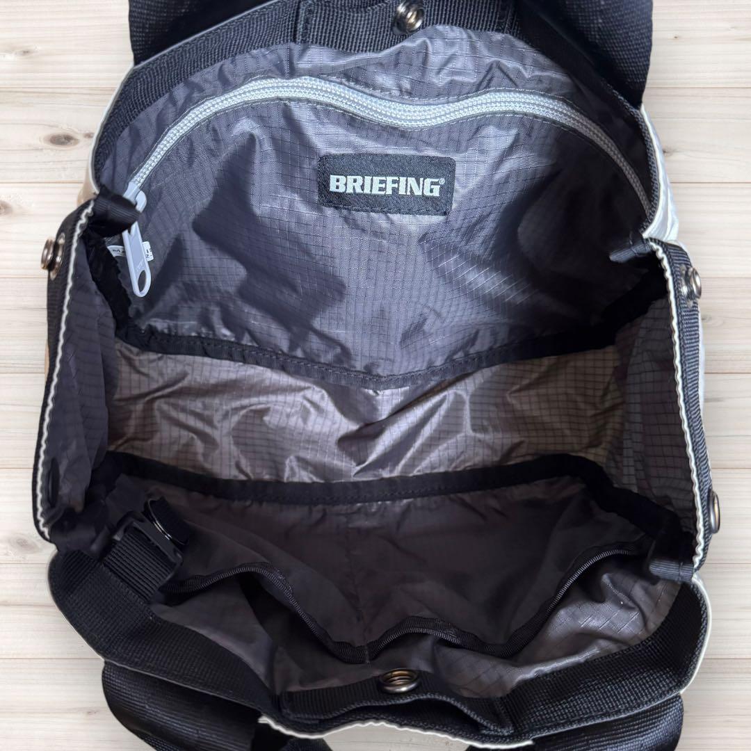 人気〈BRIEFING〉カートバッグ ブリーフィング ラウンドバッグ シルバー系