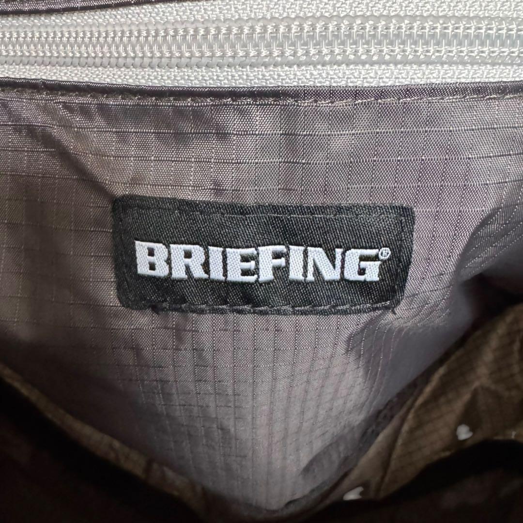 人気〈BRIEFING〉カートバッグ ブリーフィング ラウンドバッグ シルバー系