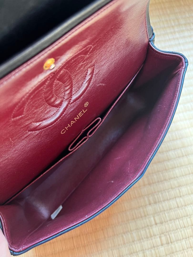 正規品　Wフラップ　Chanel ショルダーバッグ ブラック マトラッセ