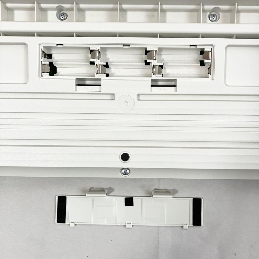 カシオ 光ナビゲーション 電子キーボード LK-520 ホワイト 61鍵盤