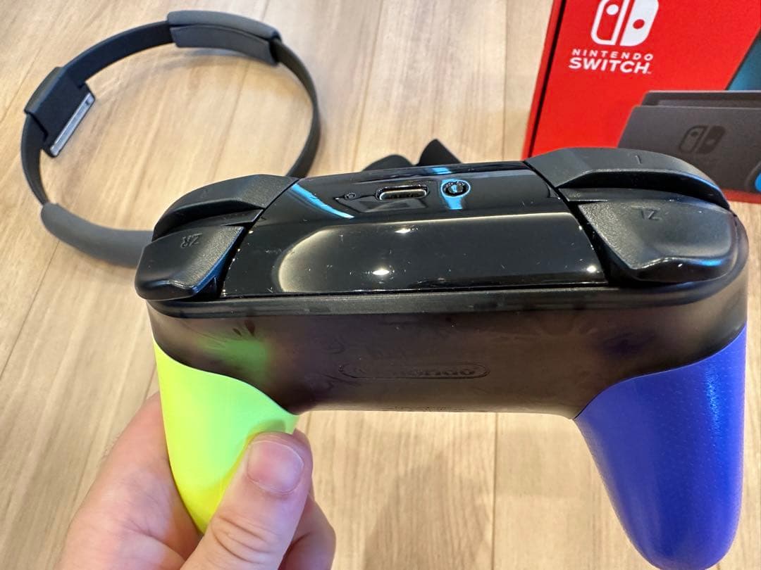 【美品】Switch本体×保護シール付き×人気ソフト8本×プロコン×SDカード