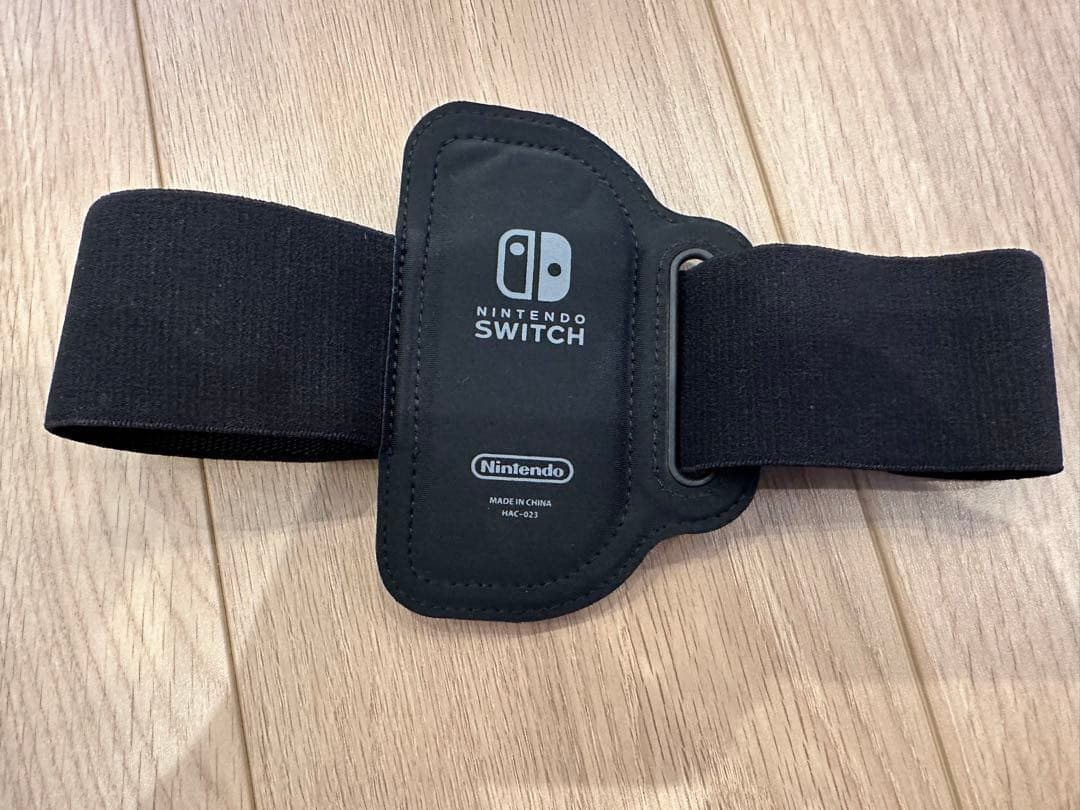 【美品】Switch本体×保護シール付き×人気ソフト8本×プロコン×SDカード