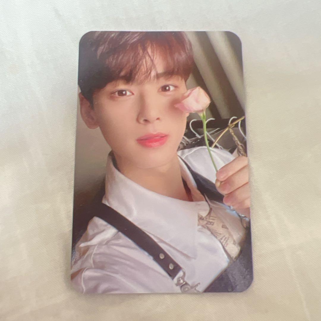 ASTRO チャウヌ　ワンオリ　ONE&ONLY お花　トレカ