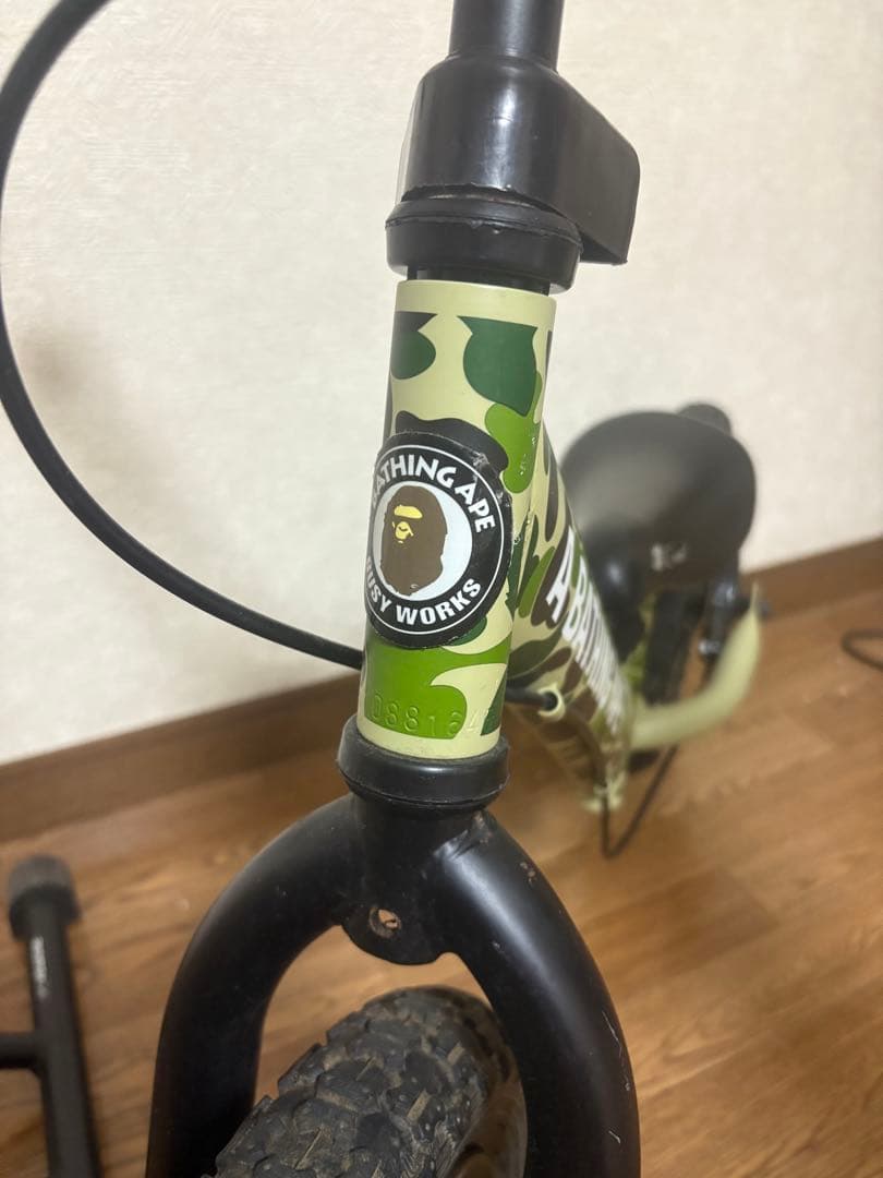 A BATHING APE バランスバイク 迷彩色