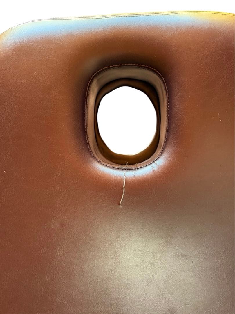 エステ 昇降ベッド 手動 有孔 ブラウン 整体 マッサージ 付属品多数