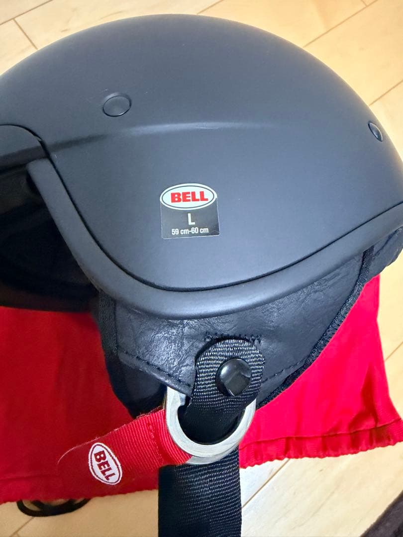 未使用　DOT規格　BELL スポーツ用ヘルメット　Lサイズ