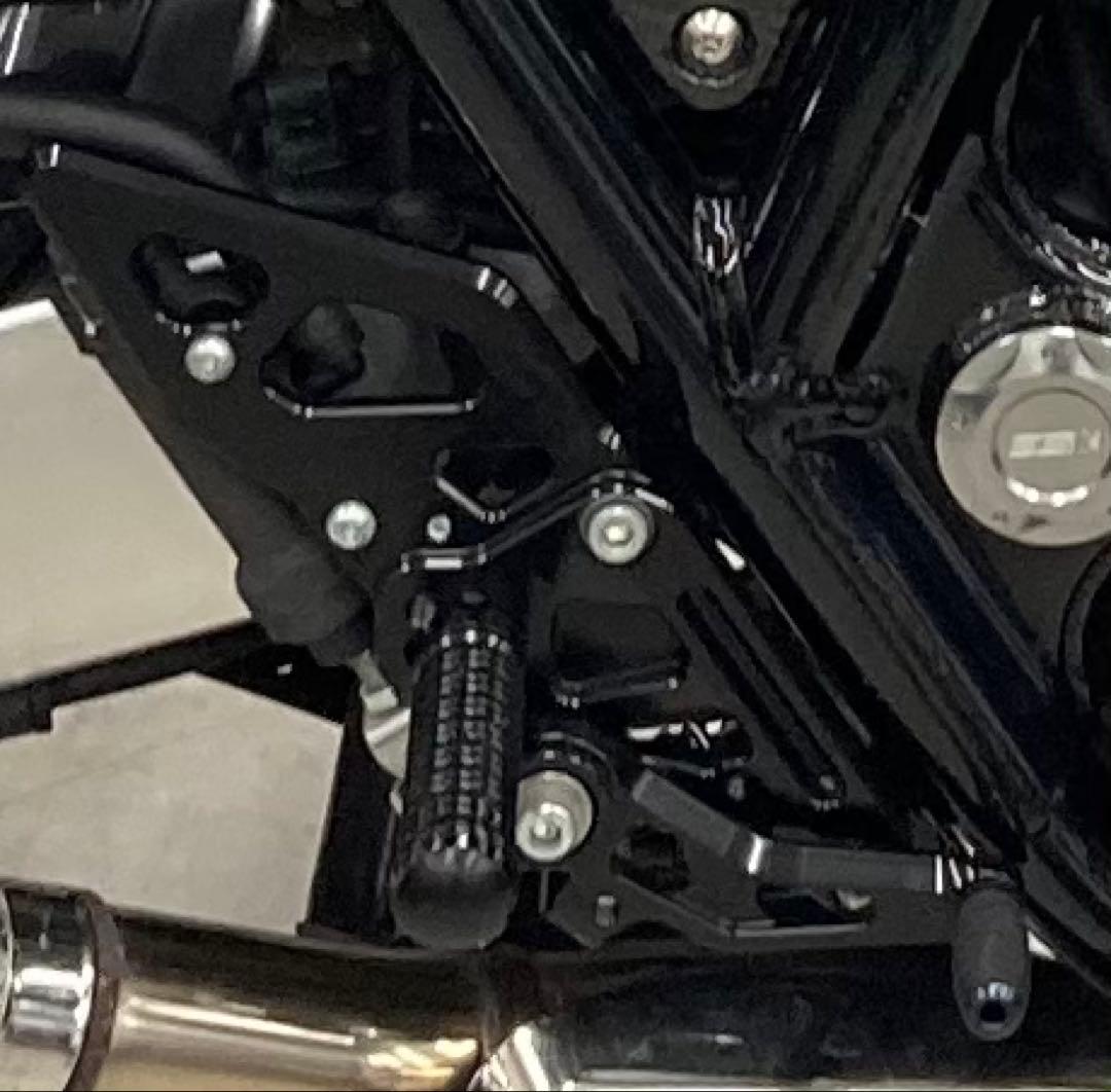 【haru様】ヨシムラスリップオンマフラー、モリワキバックステップキットのセット