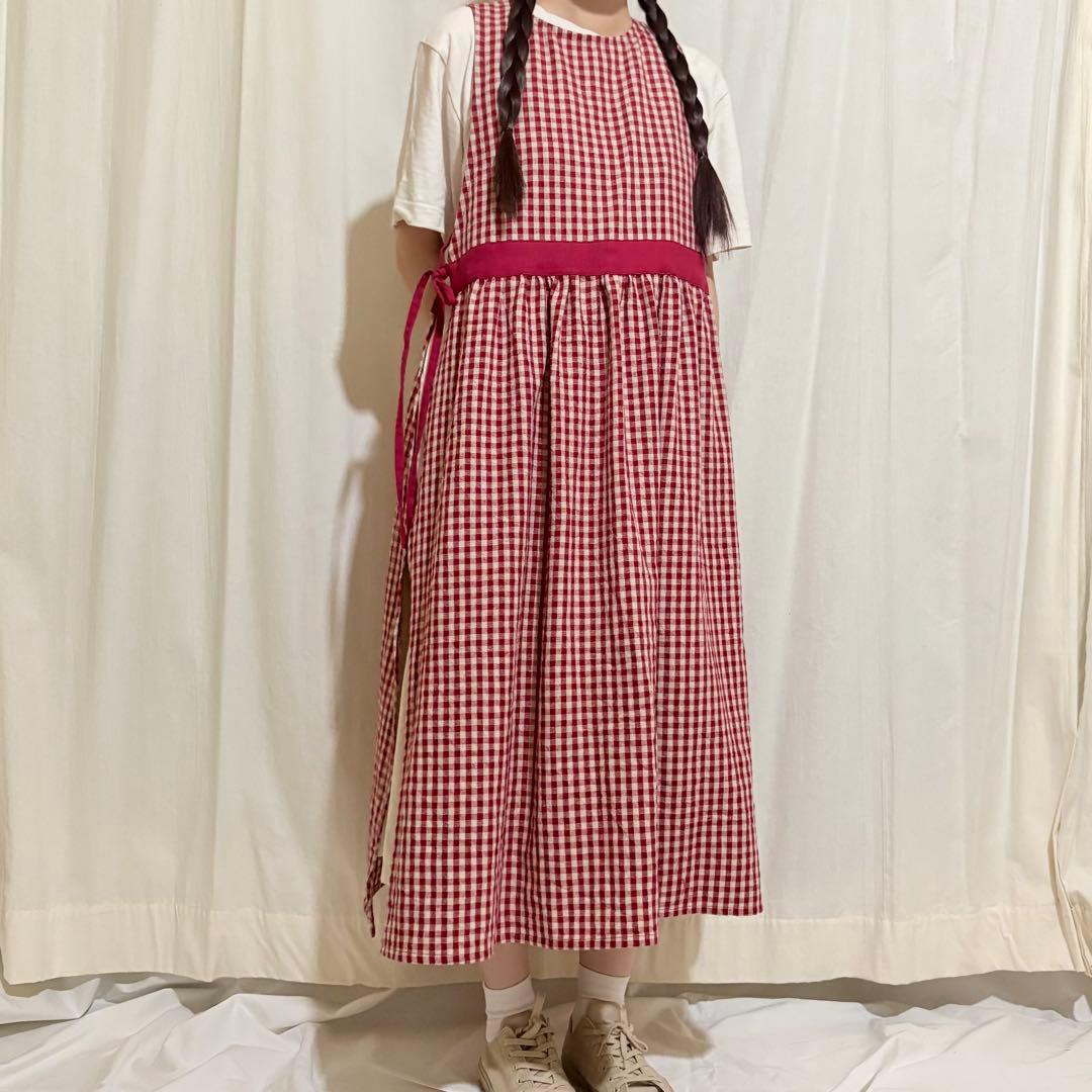 ギンガムチェックエプロンワンピース 綿麻　赤✖︎生成　ナチュラルエプロン　脇リボン