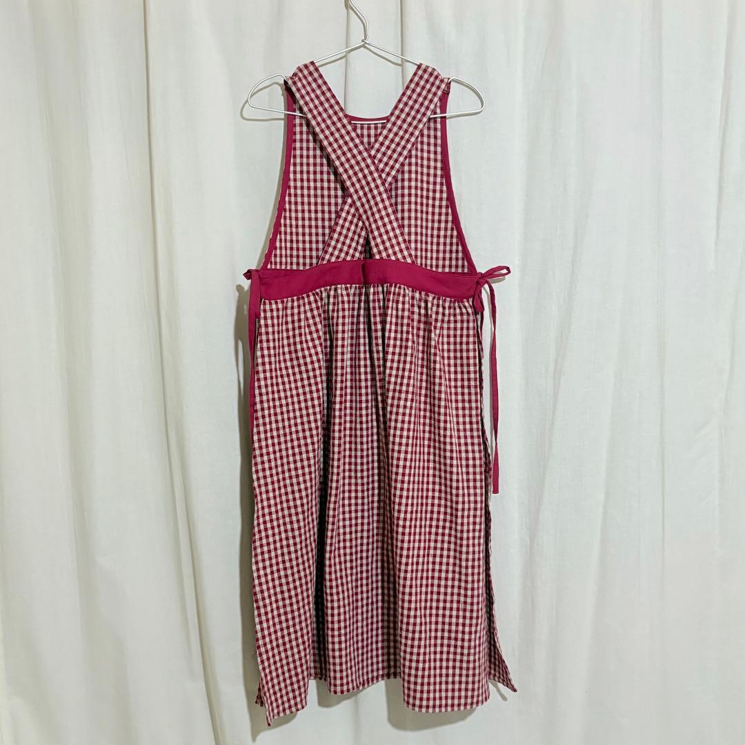ギンガムチェックエプロンワンピース 綿麻　赤✖︎生成　ナチュラルエプロン　脇リボン