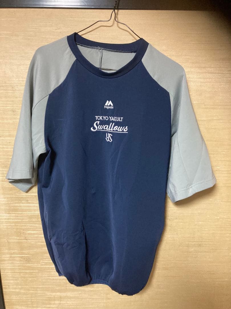 あ*じ様 Majestic 東京ヤクルトスワローズ 半袖テックフリース　プロコレ