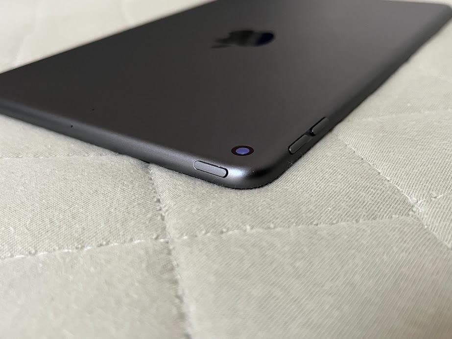 iPad mini5 256GB Wi-Fiモデル 保護フィルム ケースセット