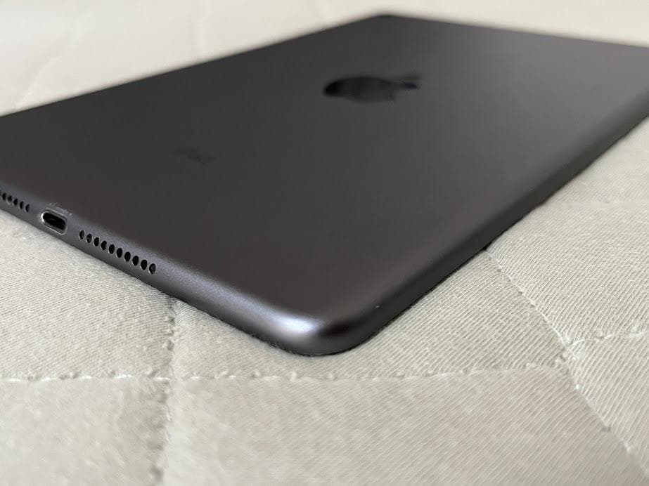 iPad mini5 256GB Wi-Fiモデル 保護フィルム ケースセット