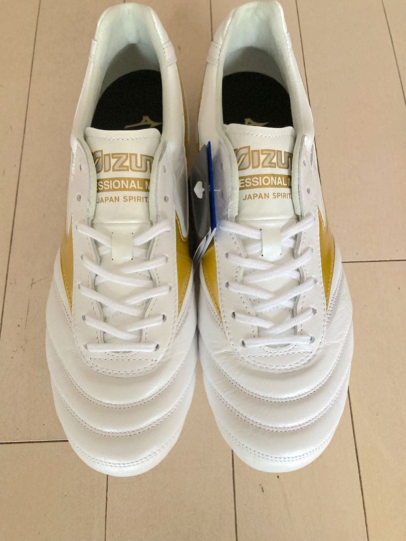 モレリア2ジャパン　白✖️金　26.5㎝　新品。