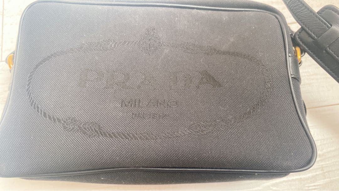 【NFC確認済】PRADA ナイロンショルダーバッグ 白タグあり