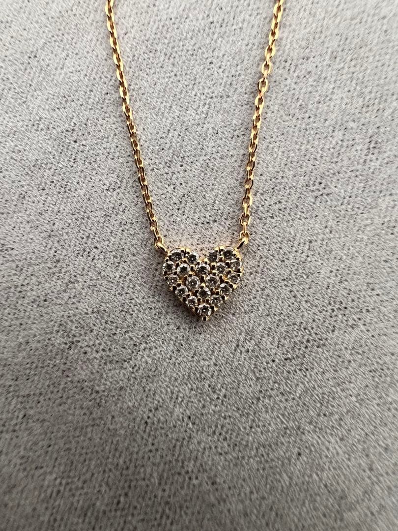 スタージュエリー　k18イエローゴールド　ハートモチーフネックレス　ダイヤモンド