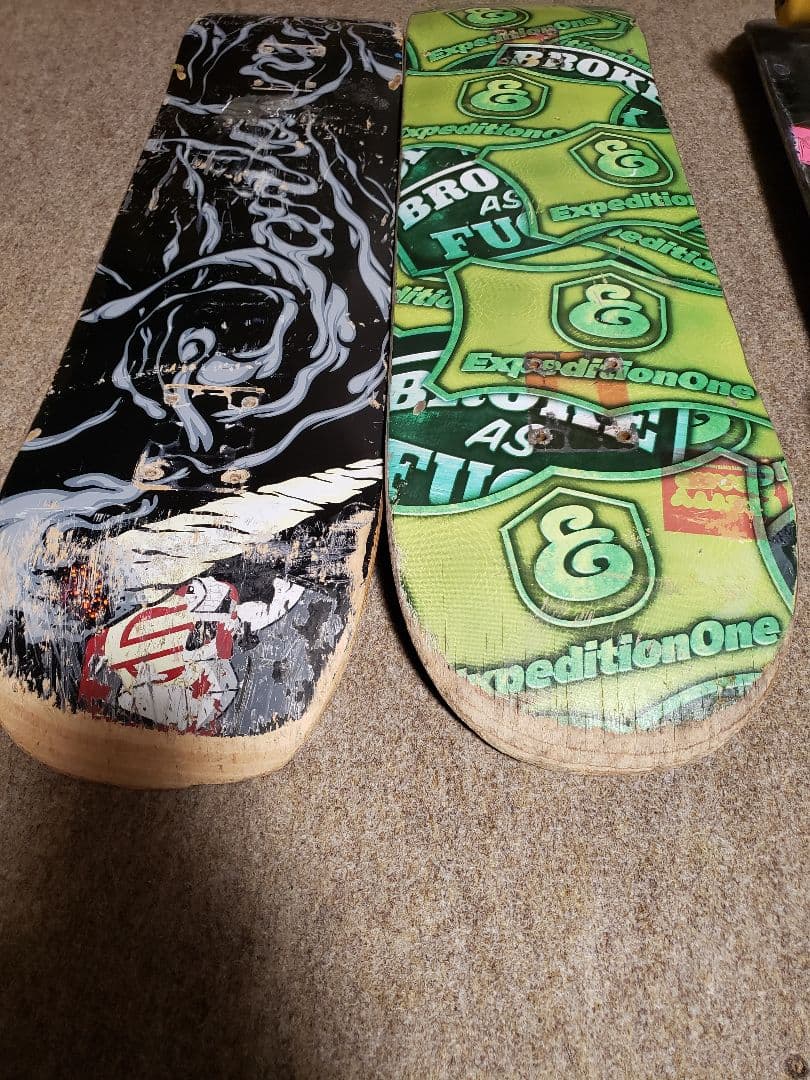 スケートボード　コンプリート　スケボーサイズ違い venture トラック