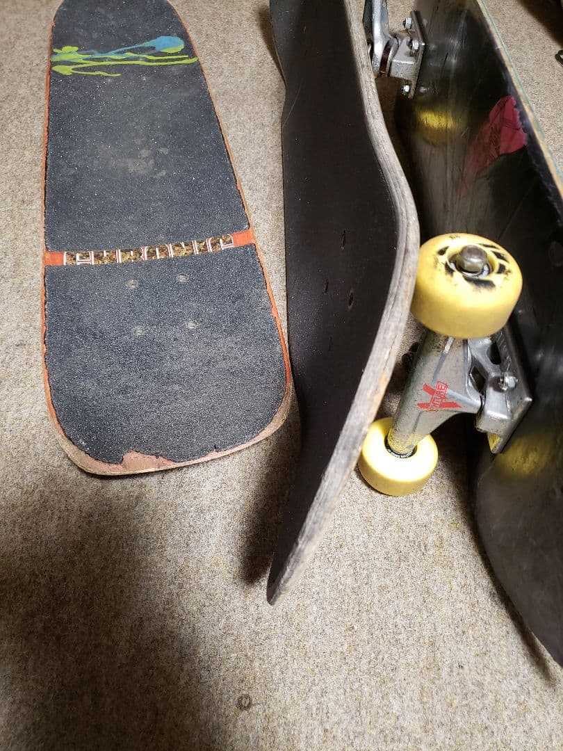 スケートボード　コンプリート　スケボーサイズ違い venture トラック