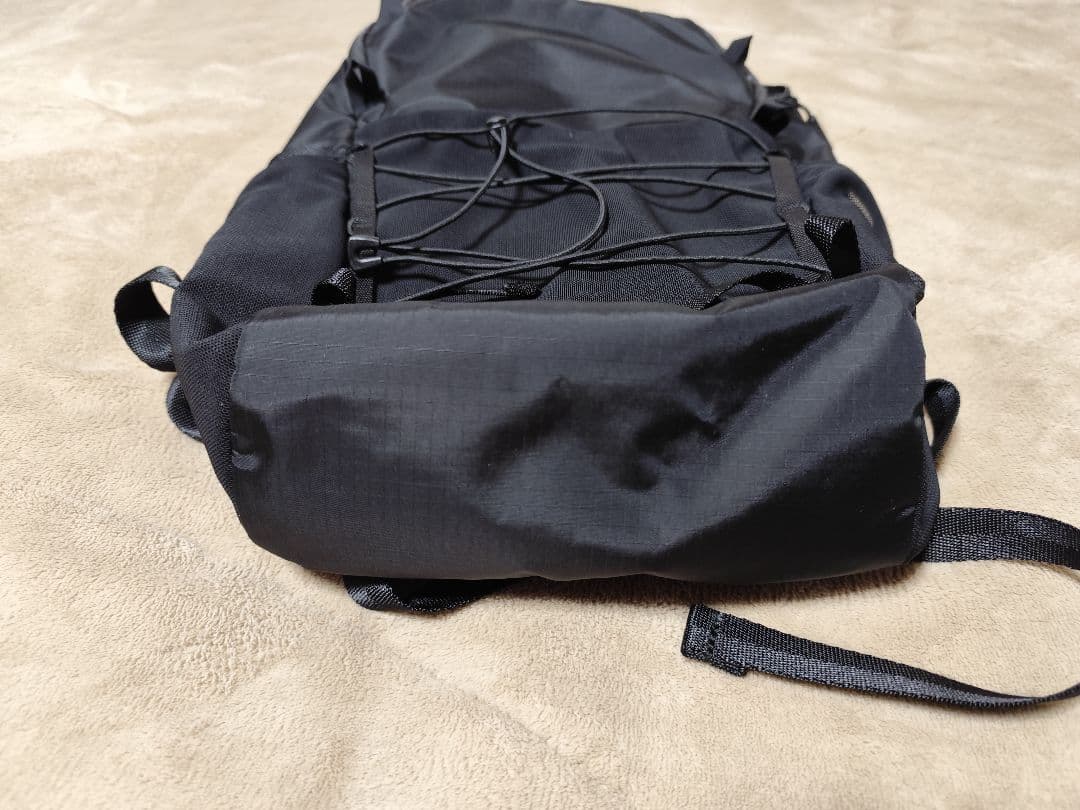 UNDERTHESUN ”ROOTS BR 15” Mini Rucksack