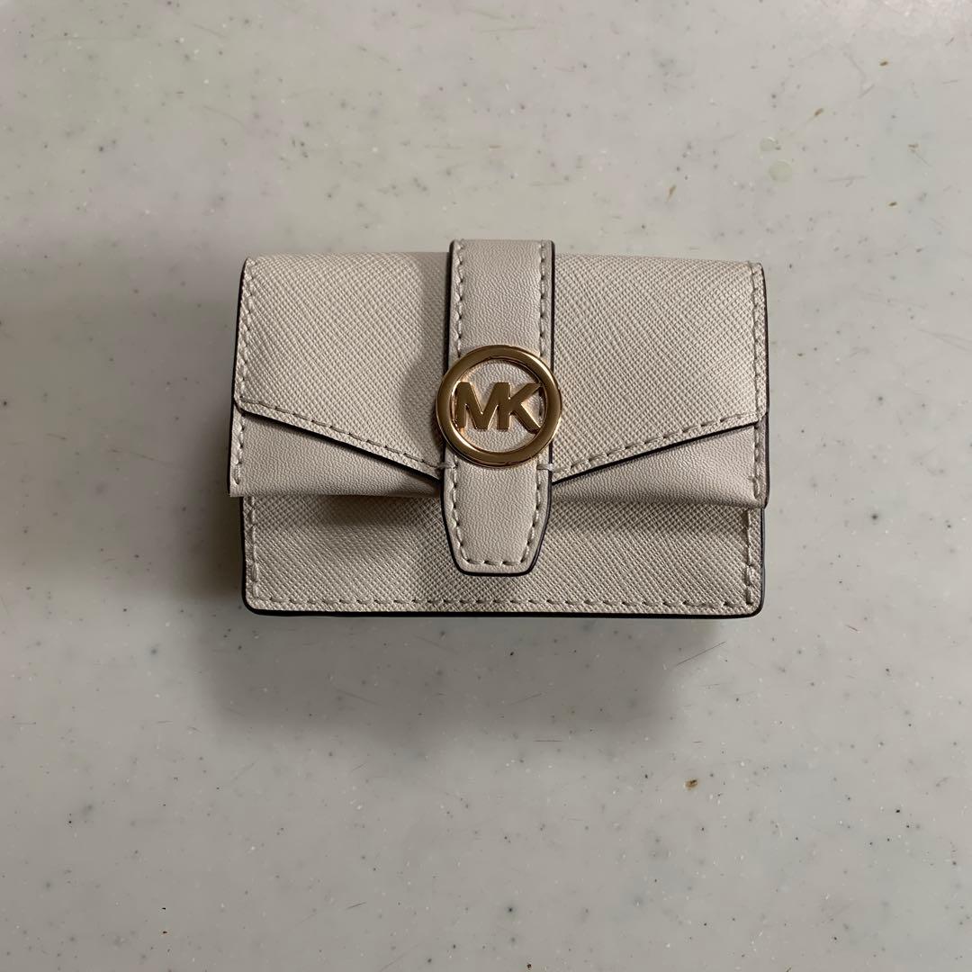 MICHALE KORS 新品未使用　三つ折り財布　ホワイト