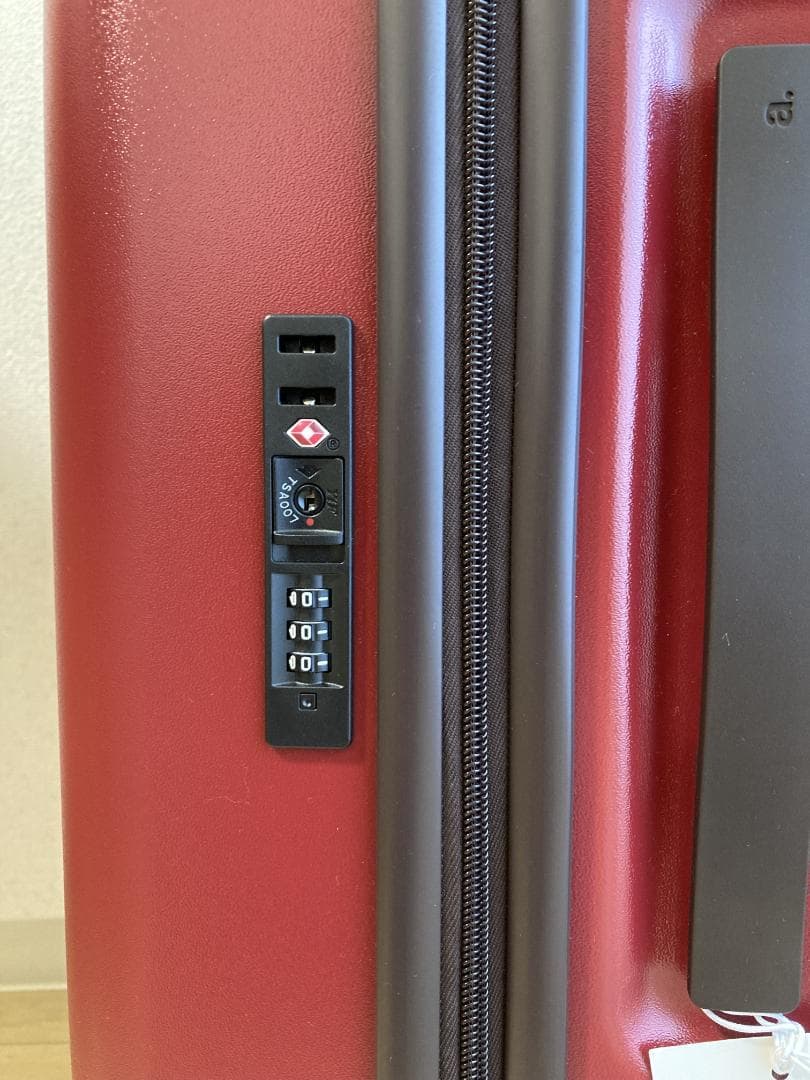 新品未使用タグつき　ACE サークルZ スーツケース　赤　Lサイズ