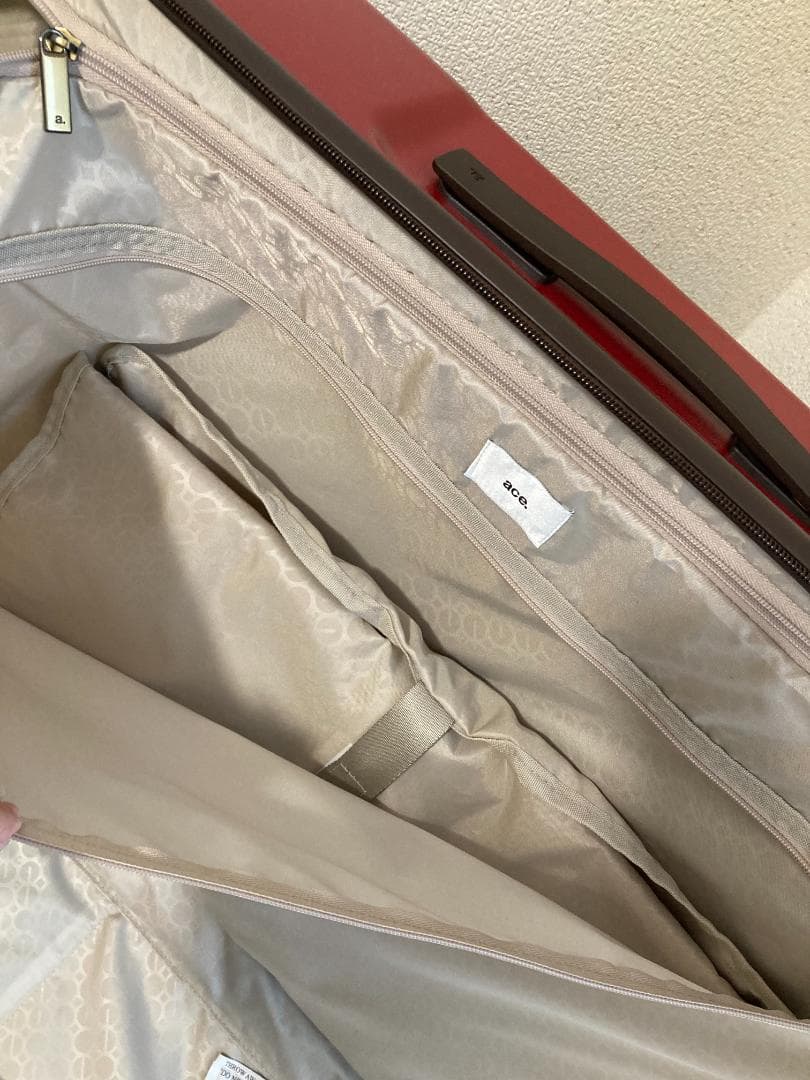 新品未使用タグつき　ACE サークルZ スーツケース　赤　Lサイズ