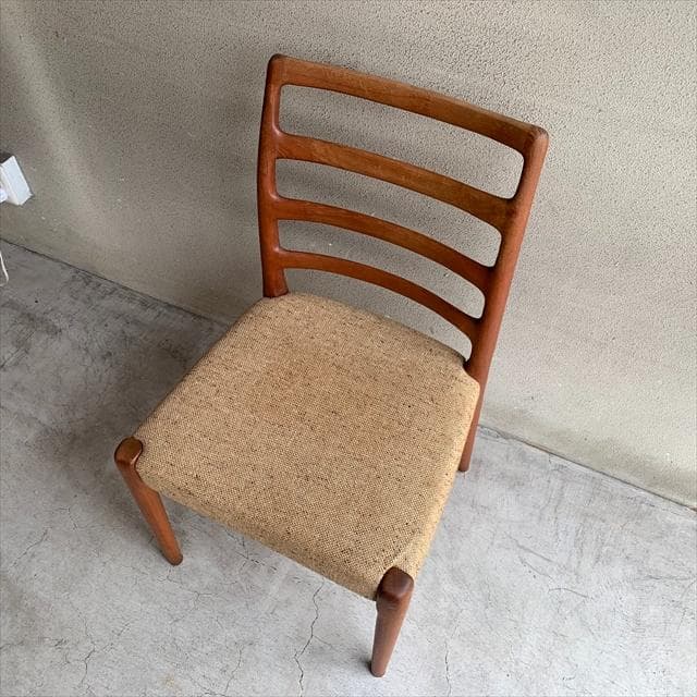 北欧デンマークd-scanのチーク材ヴィンテージダイニングチェア