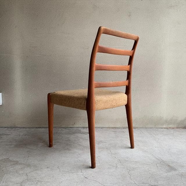 北欧デンマークd-scanのチーク材ヴィンテージダイニングチェア