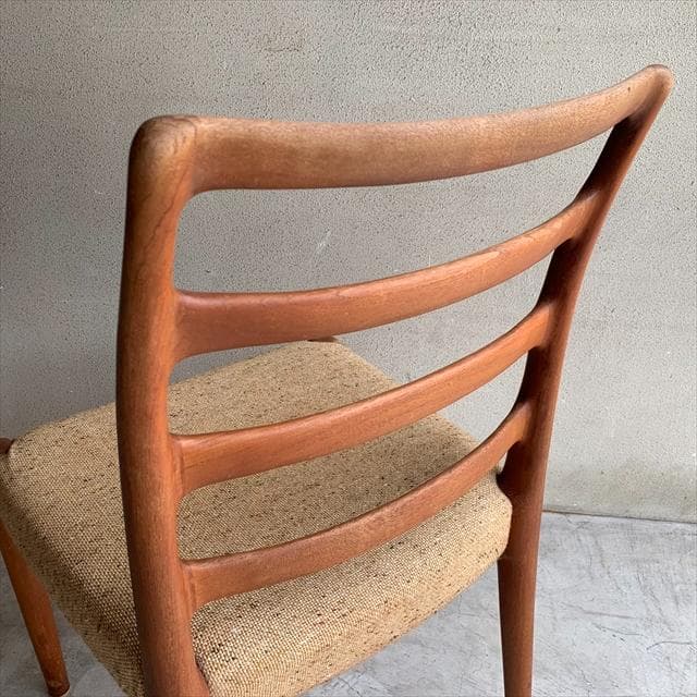 北欧デンマークd-scanのチーク材ヴィンテージダイニングチェア