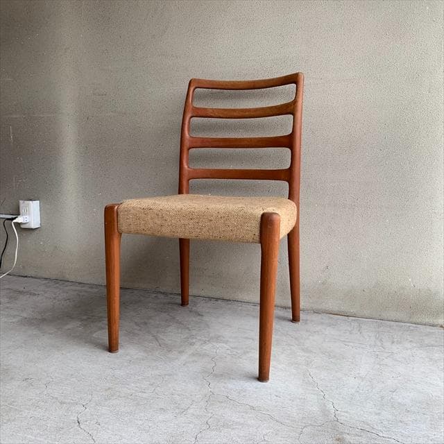北欧デンマークd-scanのチーク材ヴィンテージダイニングチェア