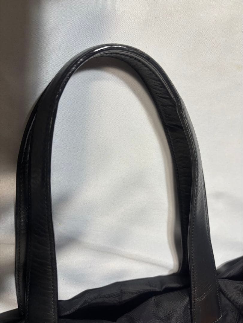 CHANEL シャネルニュートラベルライントート・ブラック