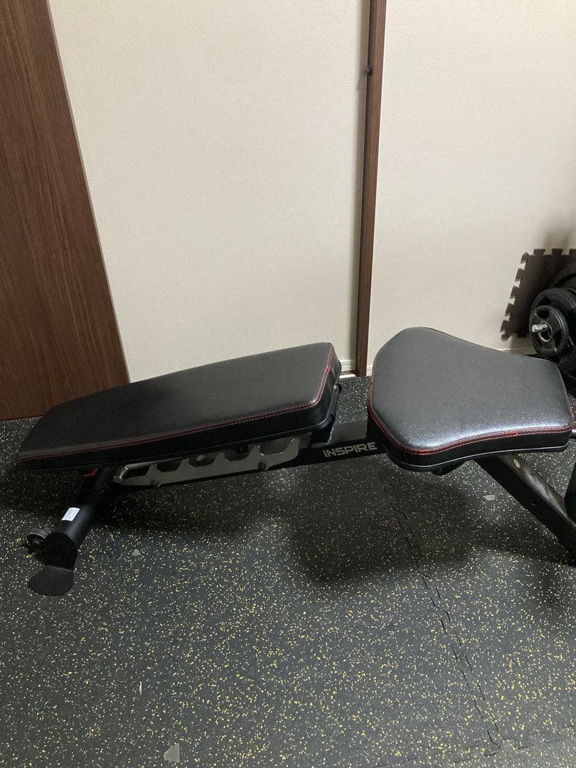 inspire(インスパイア) ハーフラック　定価165,000円