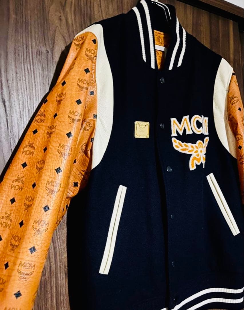 「超希少XL」MCM スタジャン