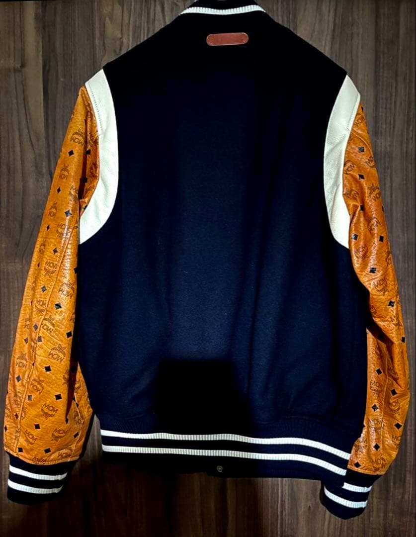 「超希少XL」MCM スタジャン