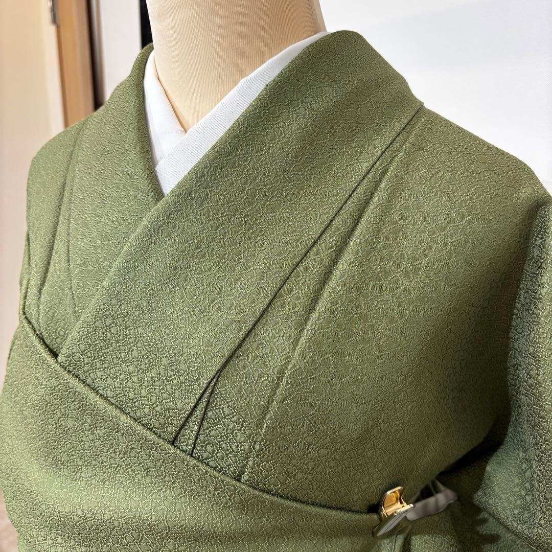 色無地　袷　紋なし　モスグリーン　身丈161 裄丈68 身幅広め　k1301