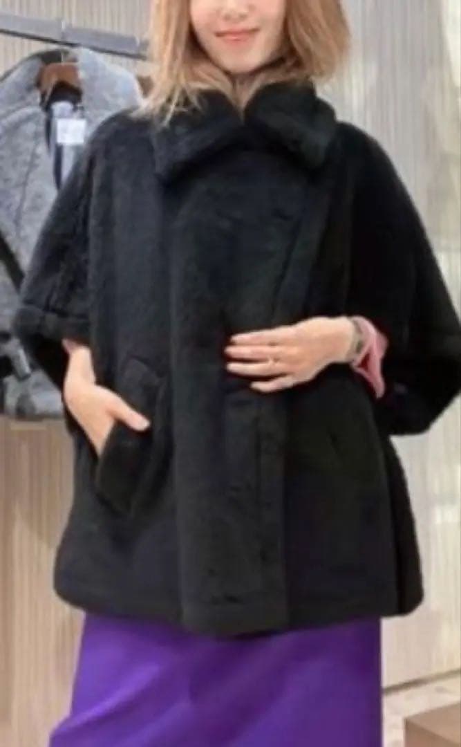 みる　マックスマーラ　テディベアケープ、ブローチ＆エルメスチャーム⭐︎