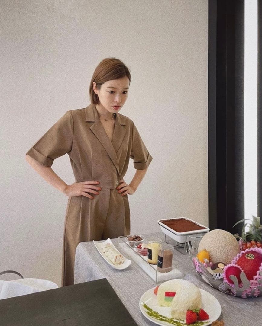 Tailored Color All-in-oneテーラードカラーオールインワン