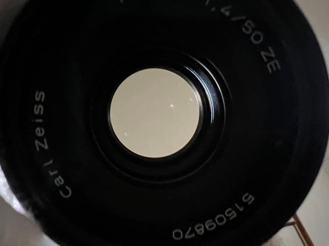 キヤノン(EF)用Carl Zeiss Planar 1.4/50 ZE レンズ