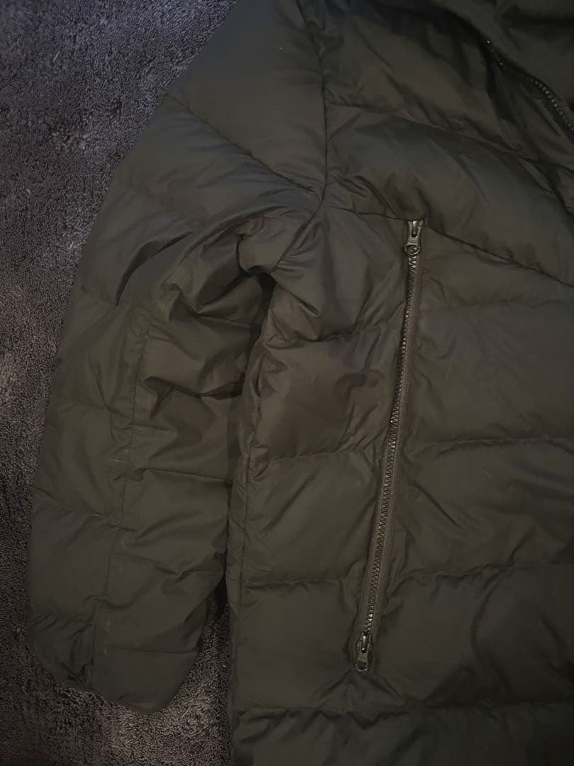 【¥8,999-】Nike ブラック ダウンコート フード付き